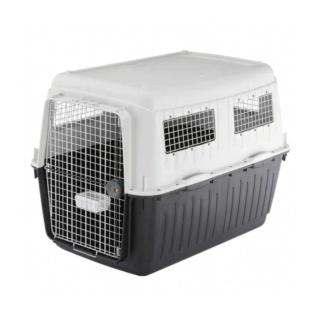 Transportadora Atlas 80 Profesional Ferplast para perros grandes, con puerta metálica, amplias rejillas de ventilación y bebedero frontal.
