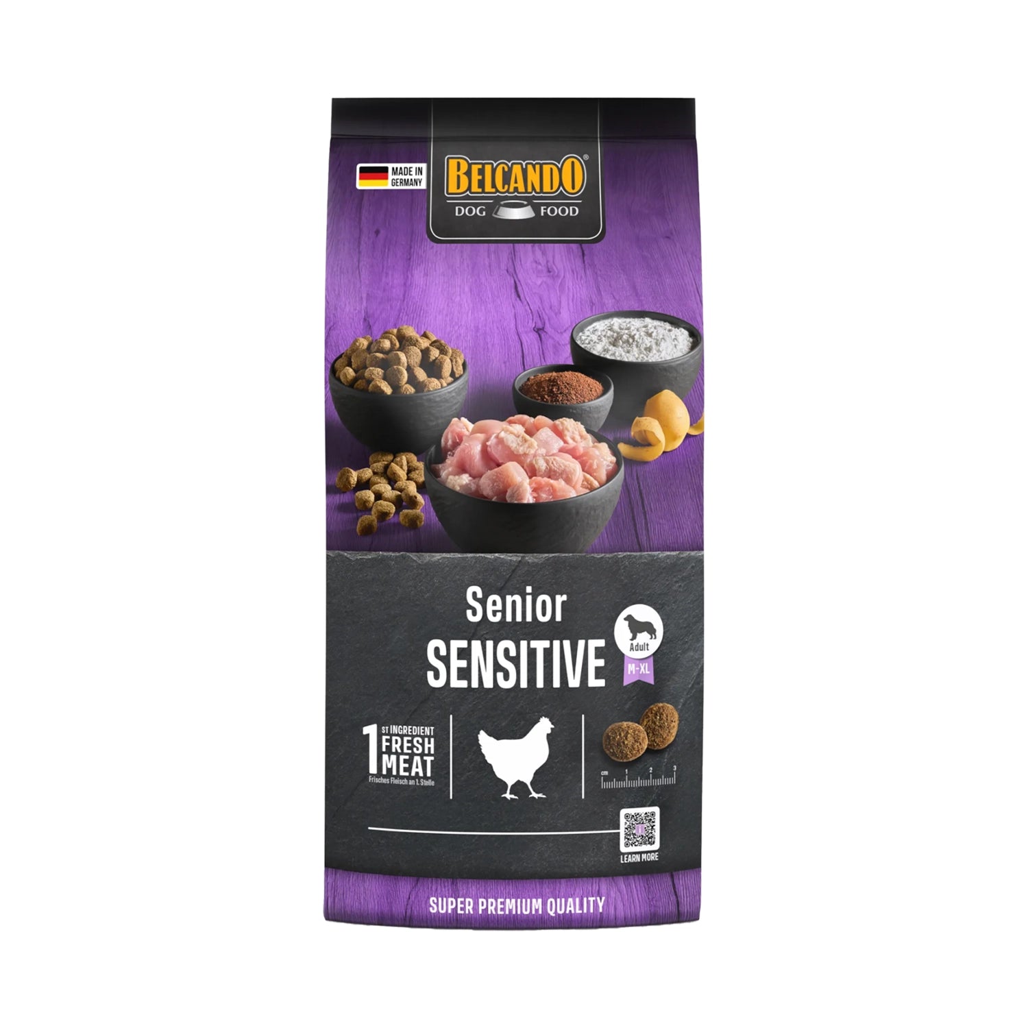 Belcando Senior Sensitive Pollo para perros adultos mayores, alimento seco con pollo fresco y croquetas sobre envase morado.