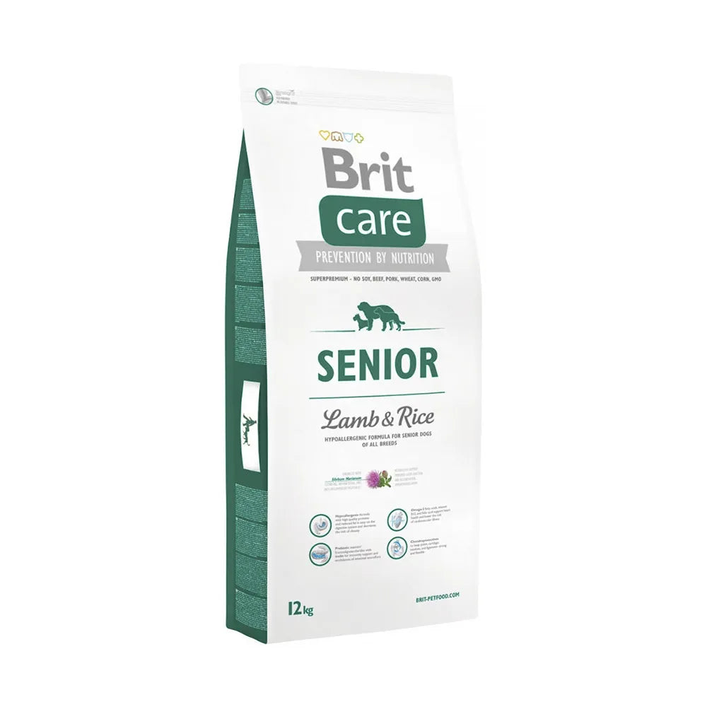 Brit Care Cordero y Arroz para Perros Senior bolsa de comida seca con diseño blanco y verde, receta con cordero y arroz