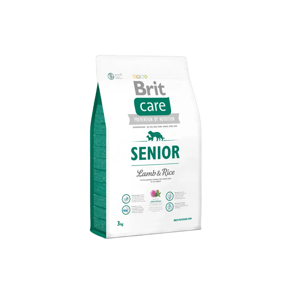 Brit Care Cordero y Arroz para Perros Senior bolsa de comida seca con diseño blanco y verde, receta con cordero y arroz