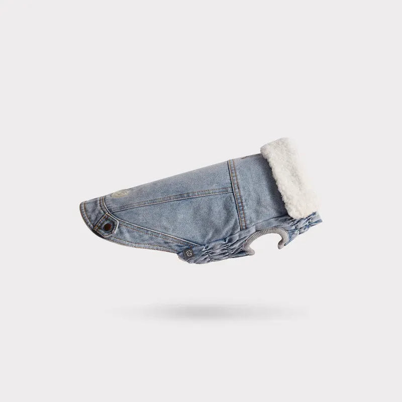 GF Pet Elasto-Fit® Chaqueta Northside Denim Light Wash para perro, abrigo tipo denim claro con interior afelpado y ajuste cómodo
