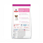 Hill's Small Paws Light para Perros en bolsa blanca Science Diet con imagen de un perro pequeño y receta de pollo con cebada.