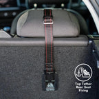 KONG Asiento para Auto con Correa de Seguridad Ultimate acolchado en color gris, con correa integrada para viajar con perros de forma segura.
