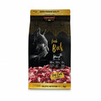 Leonardo Fresh Ternera alimento para gatos, bolsa negra y dorada con gato negro y trozos de carne fresca.