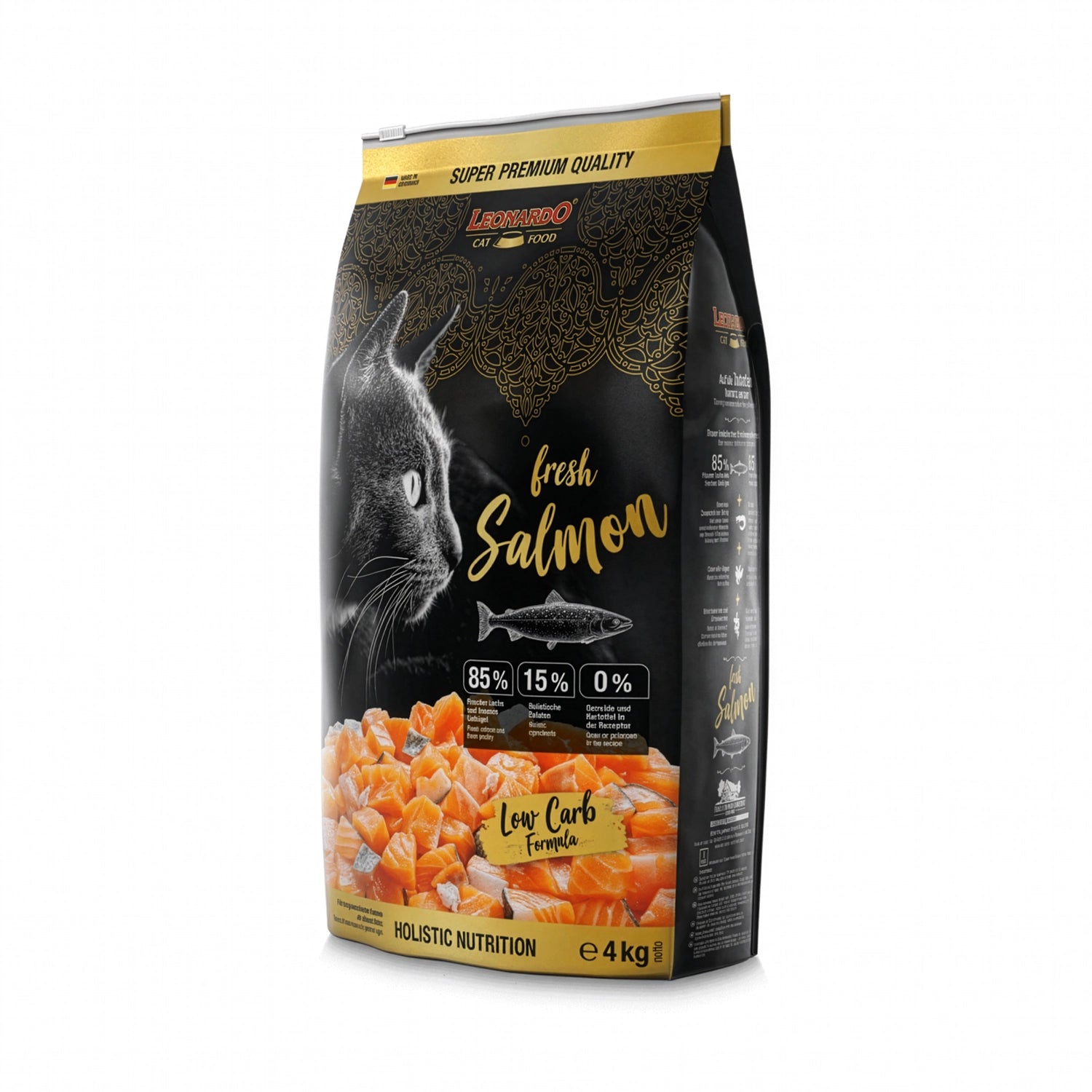 Leonardo Fresh Salmón comida premium para gatos 4 Kg, empaque negro con gato oscuro y receta de salmón fresco.