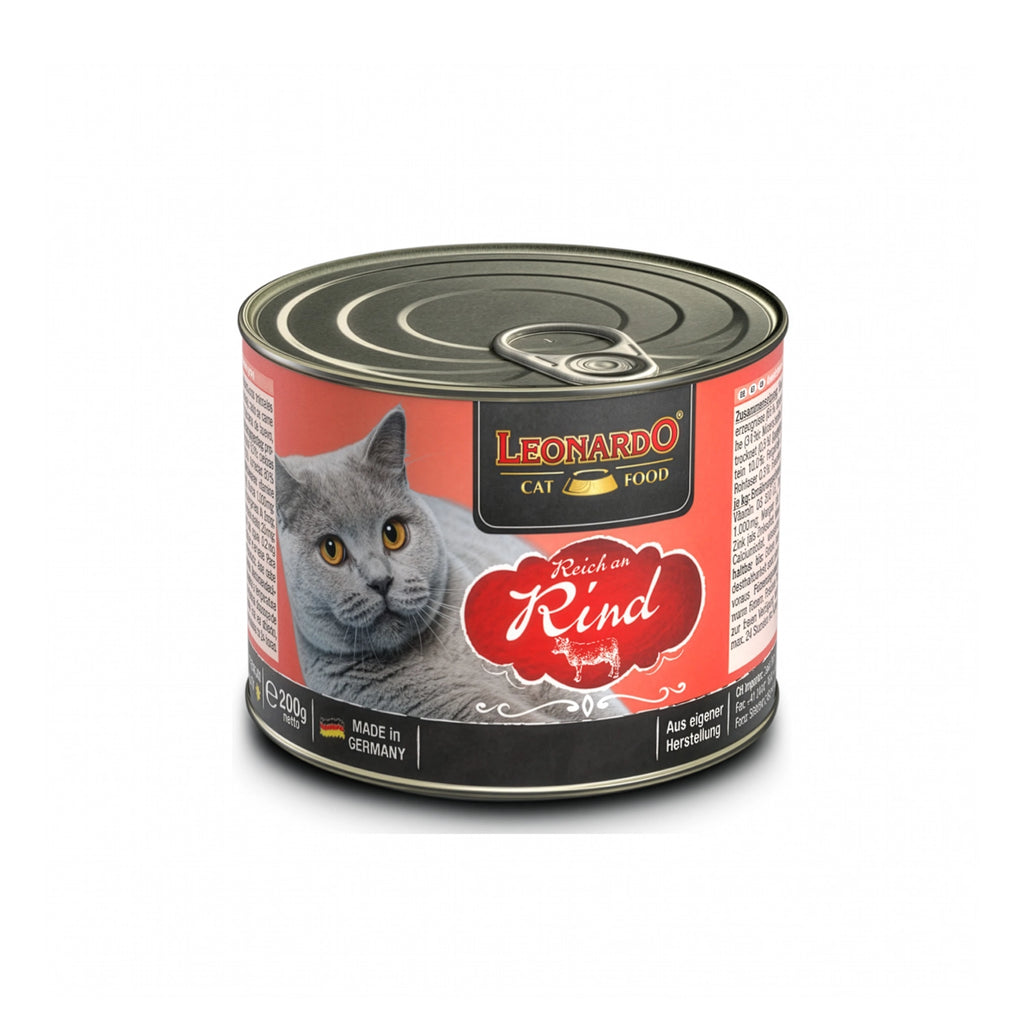 Leonardo Lata de Ternera alimento húmedo para gatos 200 g, envase rojo con gato gris y receta rica en carne de ternera.