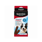 Naturalistic Dental Stick Tocino para perros, caja roja y negra con sticks dentales marrones y perro sosteniendo uno.