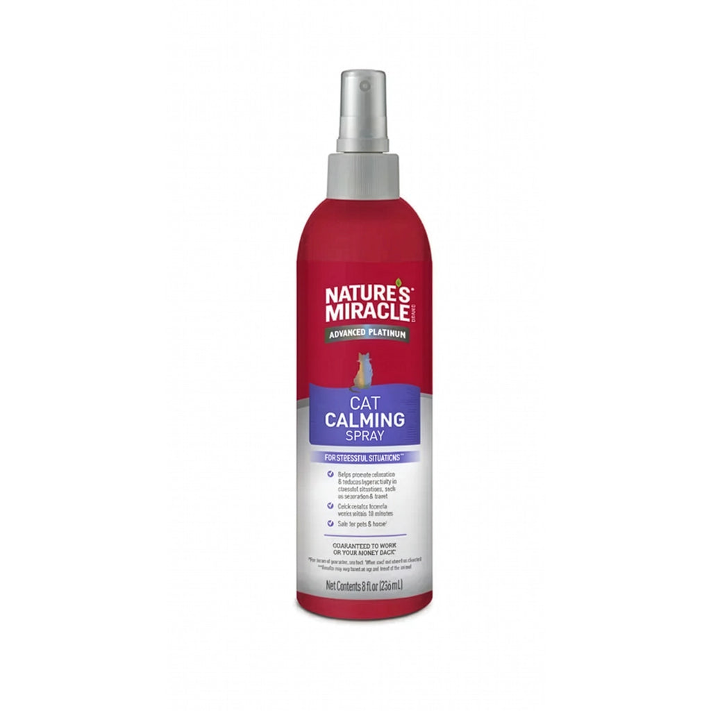 Spray Calmante Nature's Miracle No Stress para Gatos en botella con atomizador, diseñado para ayudar a reducir el estrés en situaciones difíciles.