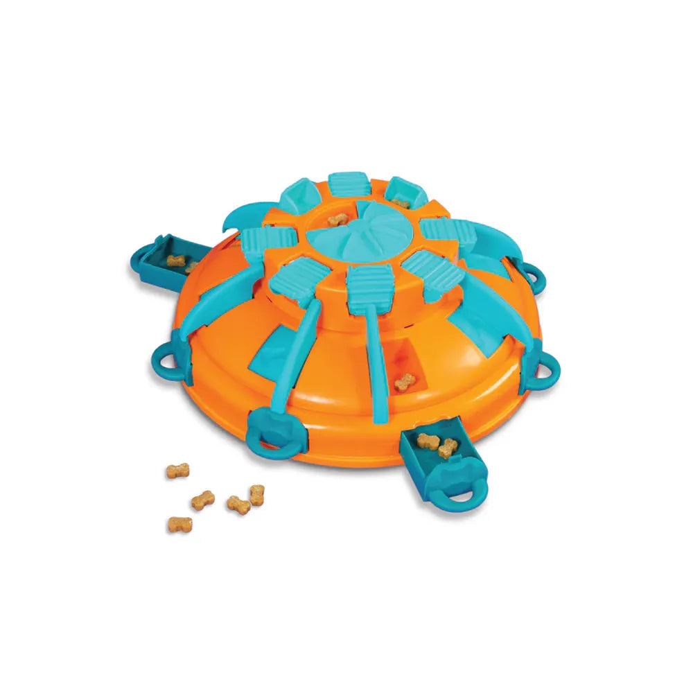 Nina Ottosson Puzzle Tower of Treats tablero interactivo con compartimentos ocultos y piezas móviles para estimular la mente del perro