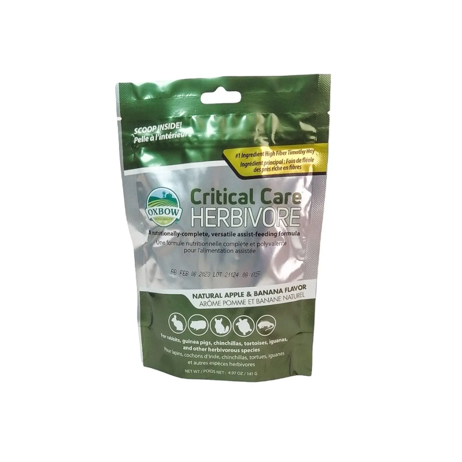 Critical Care Herbívoros Manzana y Banana Oxbow en bolsa verde y plateada, alimento de recuperación para pequeños herbívoros.