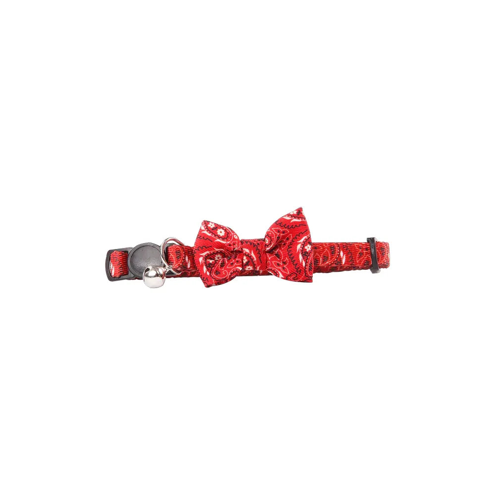 Pawise Collar Humita para Gatos, collar ajustable rojo con diseño estampado, humita decorativa y cascabel metálico