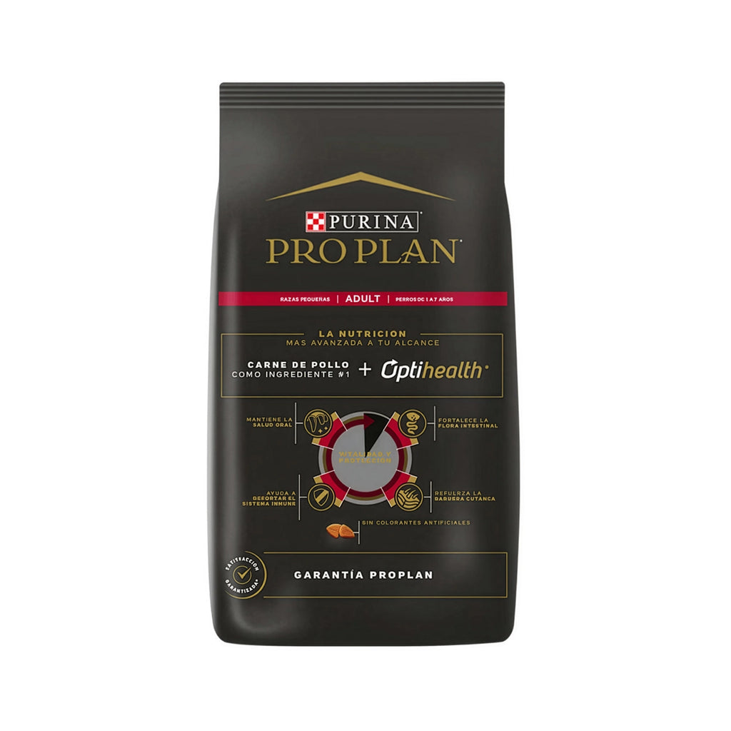 Pro Plan Perro Adulto Razas Pequeñas en bolsa de alimento seco con pollo como primer ingrediente y perro de raza pequeña.