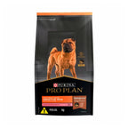 Pro Plan Sensitive Skin Adult Razas Medianas y Grandes, alimento para perros adultos con imagen de perro y fórmula para piel sensible.