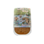 Taste of the Wild Tray Salmón para Perros 390 g alimento húmedo en bandeja con ilustración de lobos pescando en río