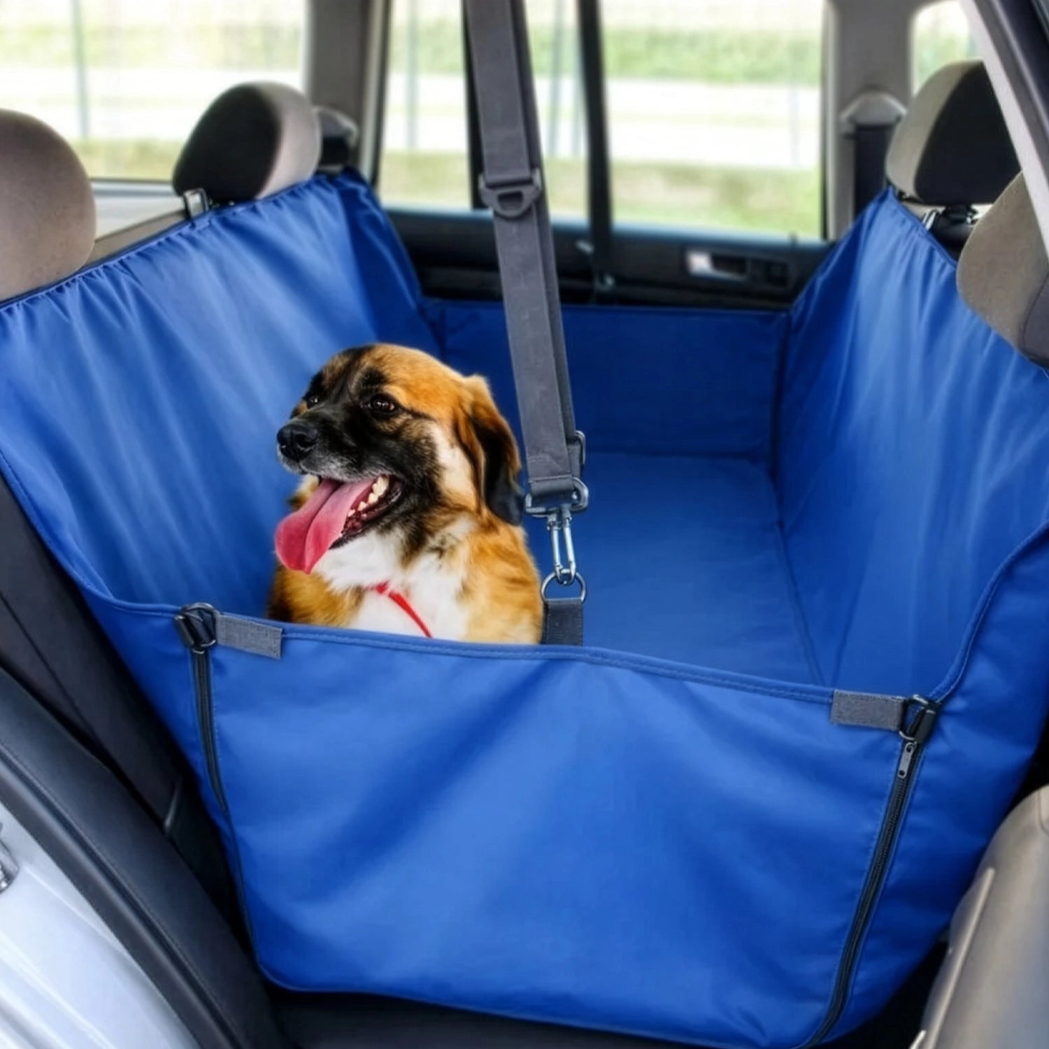Protector de Asiento para Auto "walky Hammock" Camon en su empaque, funda para asiento trasero con diseño tipo hamaca para perros.